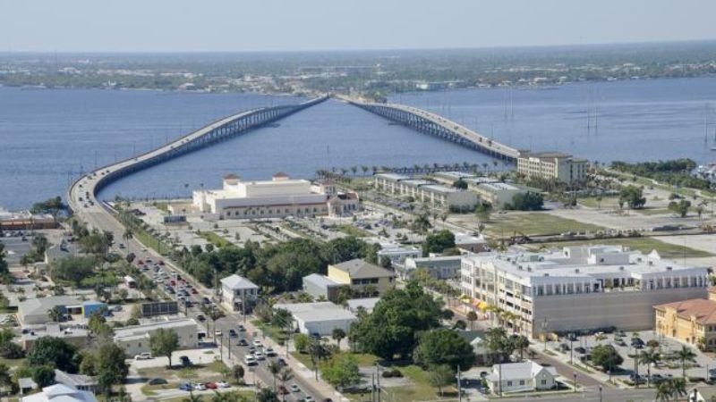 Frontier Airlines Punta Gorda Office in Florida