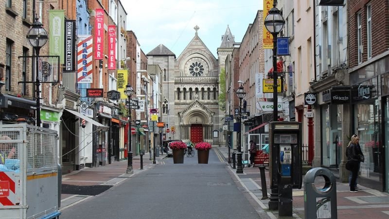 Qatar Airways Dublin Office in Ireland