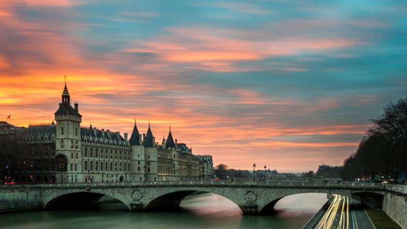 Singapore Airlines Paris Office in France